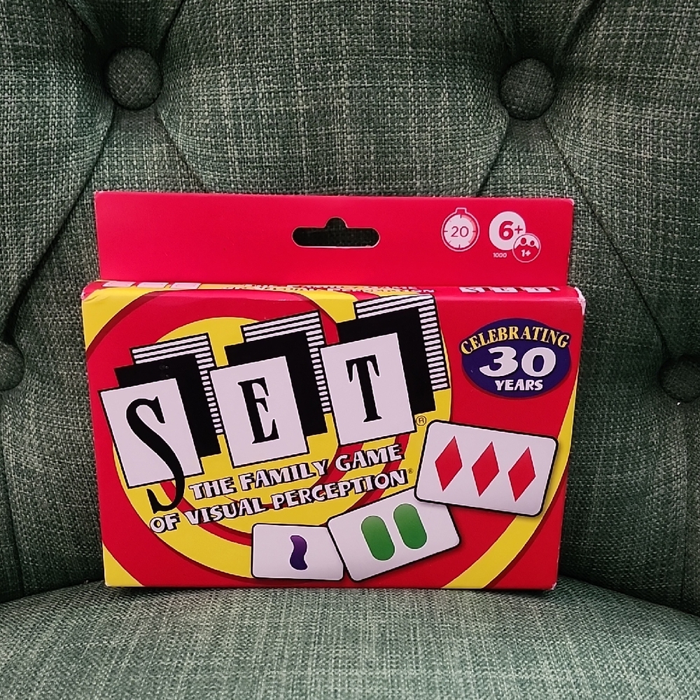 SET The Family Game of Visual Perception